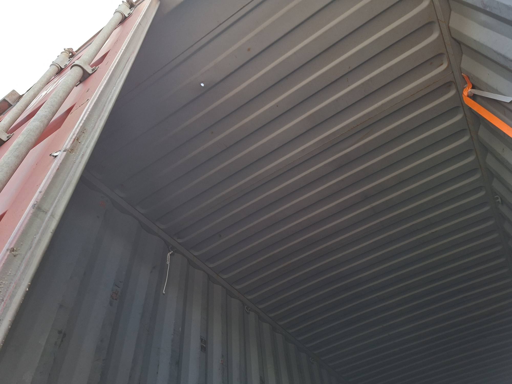 Морской контейнер ZGLU8055892