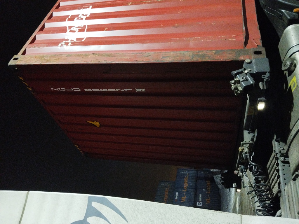 Морской контейнер ZGLU8060219