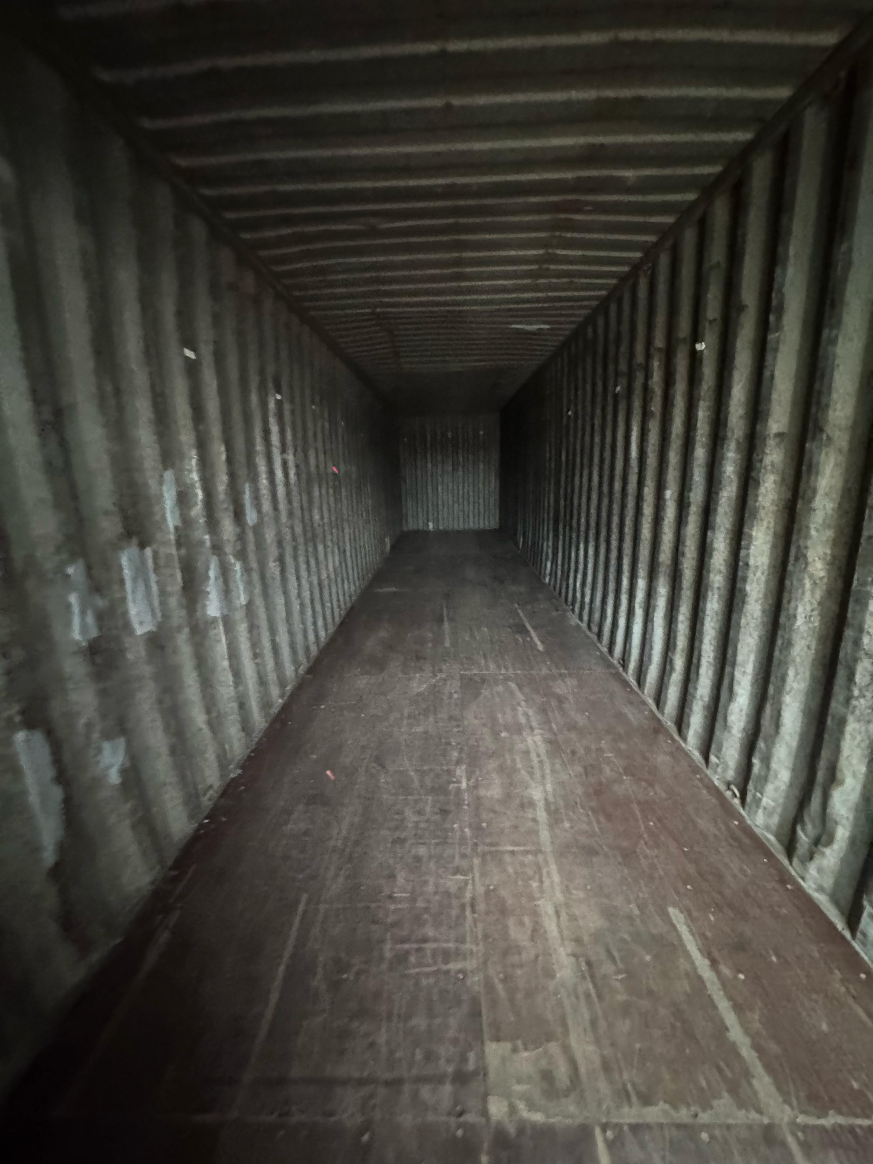 Морской контейнер ZGLU8061180