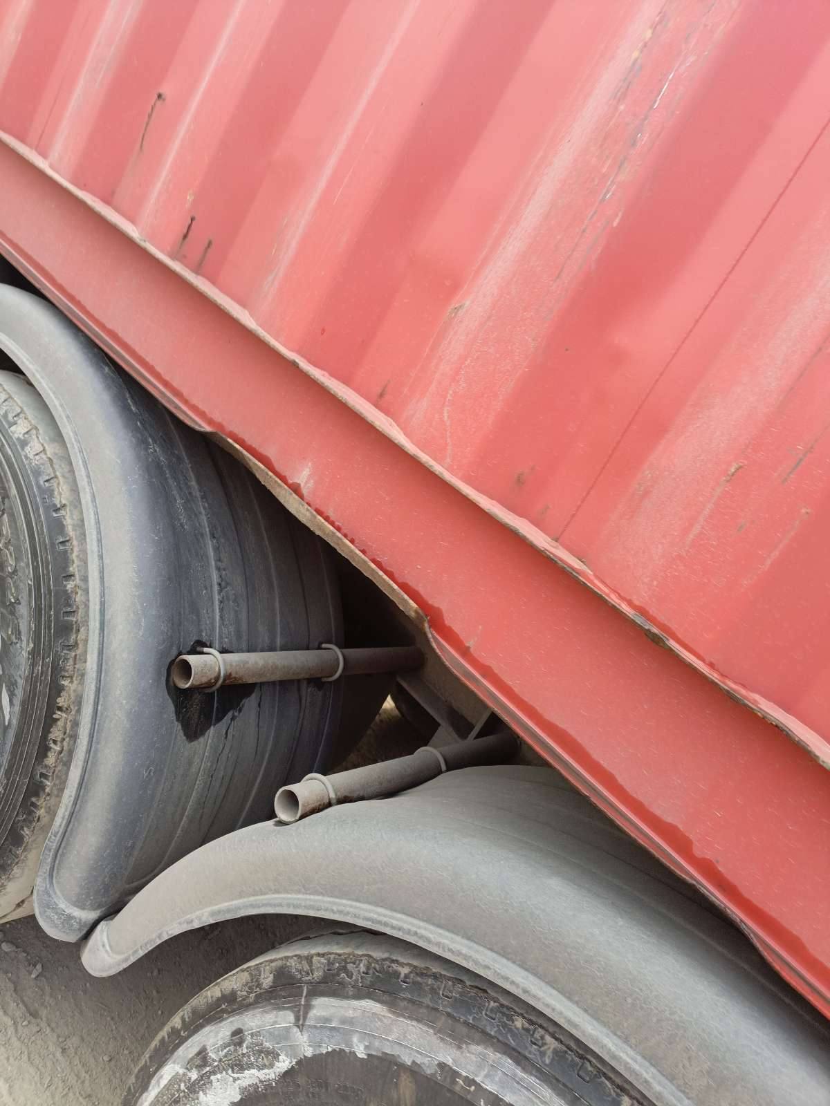 Морской контейнер ZGLU8064852