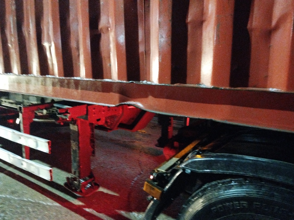 Морской контейнер ZGLU8078389