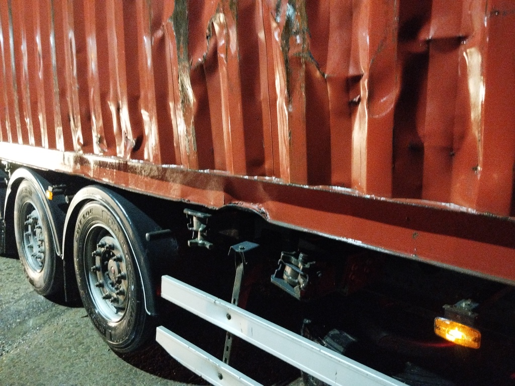 Морской контейнер ZGLU8078389