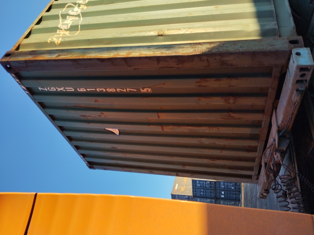 Морской контейнер ZGXU6138275