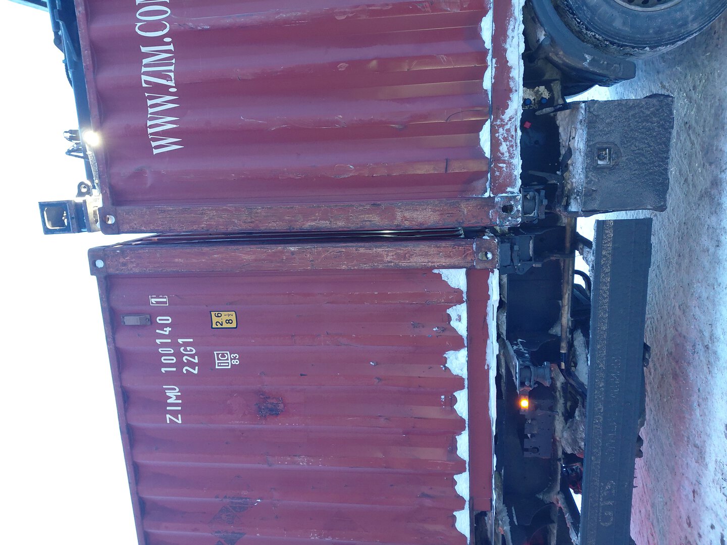 Морской контейнер ZIMU1001401